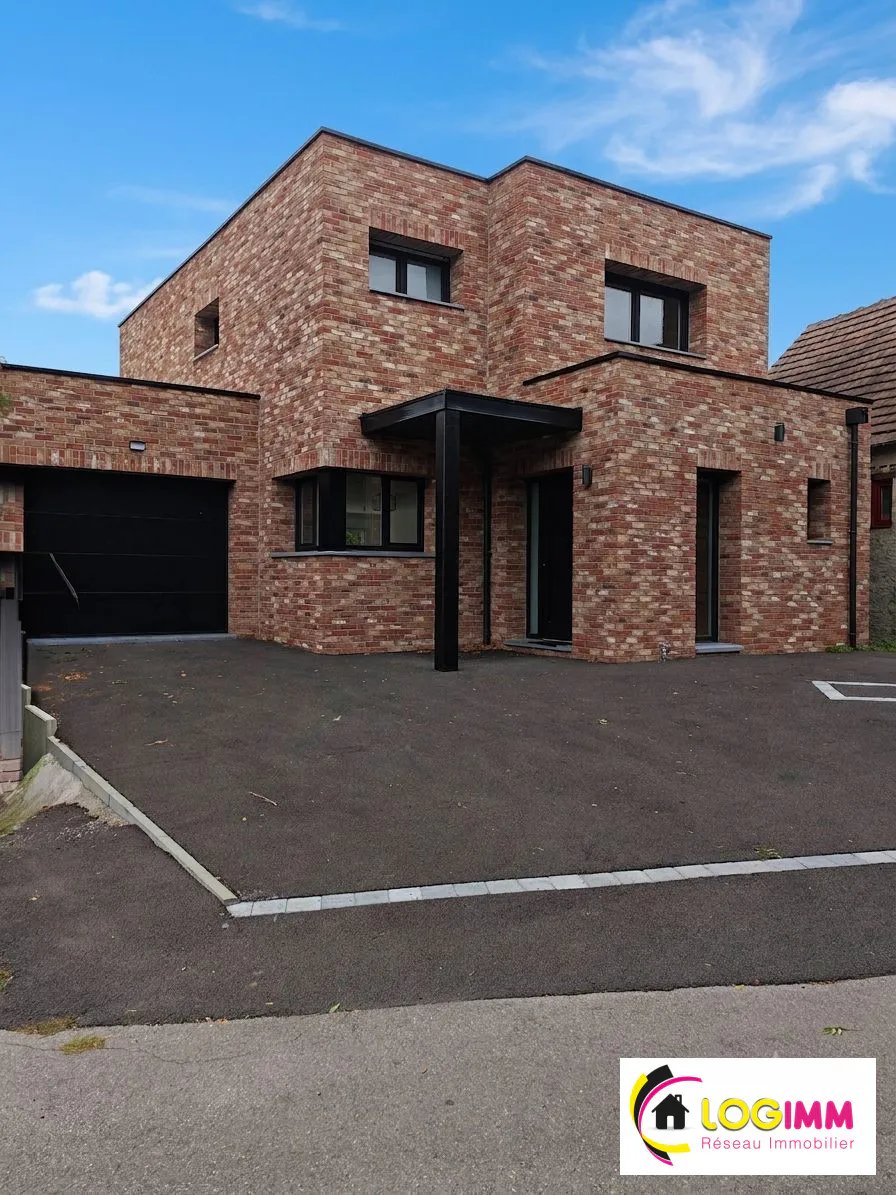 Maison à vendre, 136m², Sebourg