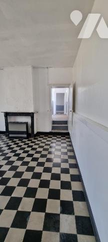 Maison à louer, 76m², Lécluse
