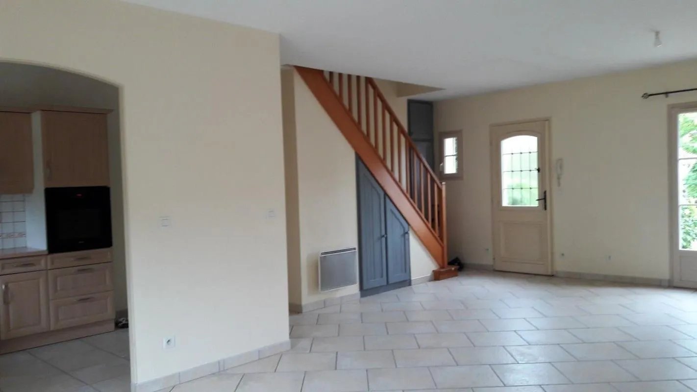 Maison à louer, 107m², Fay-aux-Loges