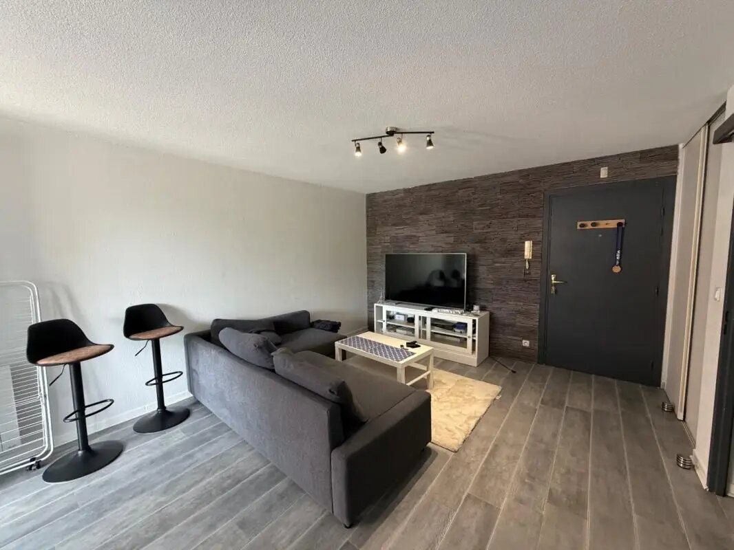 Appartement à louer, 40m², Castelginest