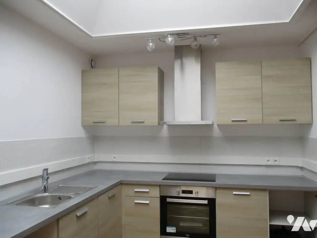 Appartement à louer, 127m², Santes