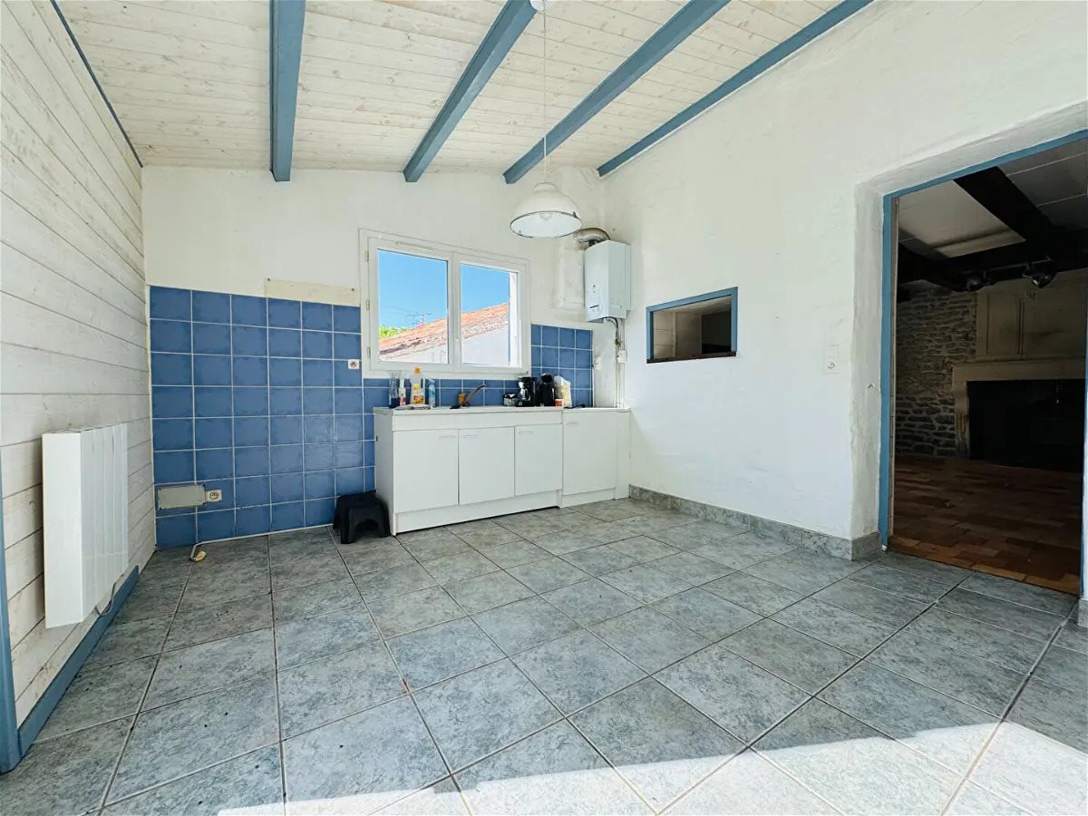 Maison à vendre, 70m², Saint-Romain-de-Benet