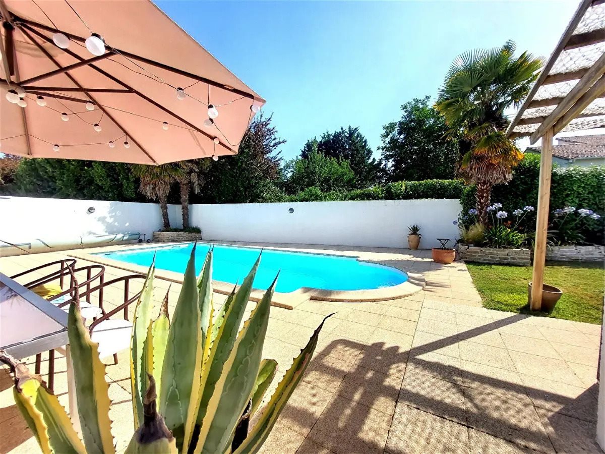 Maison à vendre, 94m², Saint-Sulpice-de-Royan