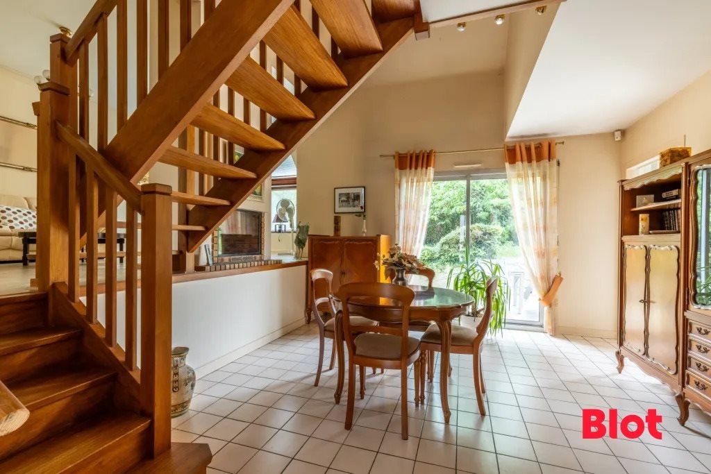 Maison à vendre, 123m², Vern-sur-Seiche