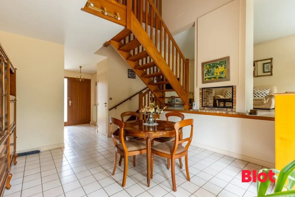 Maison à vendre, 123m², Vern-sur-Seiche