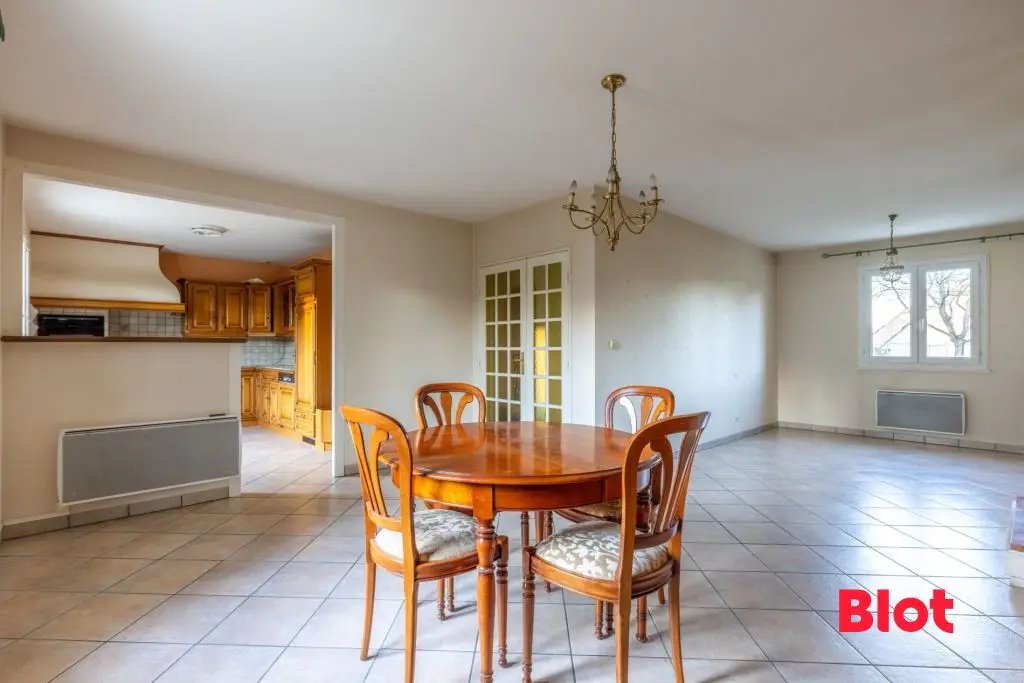 Maison à vendre, 122m², Saint-Erblon