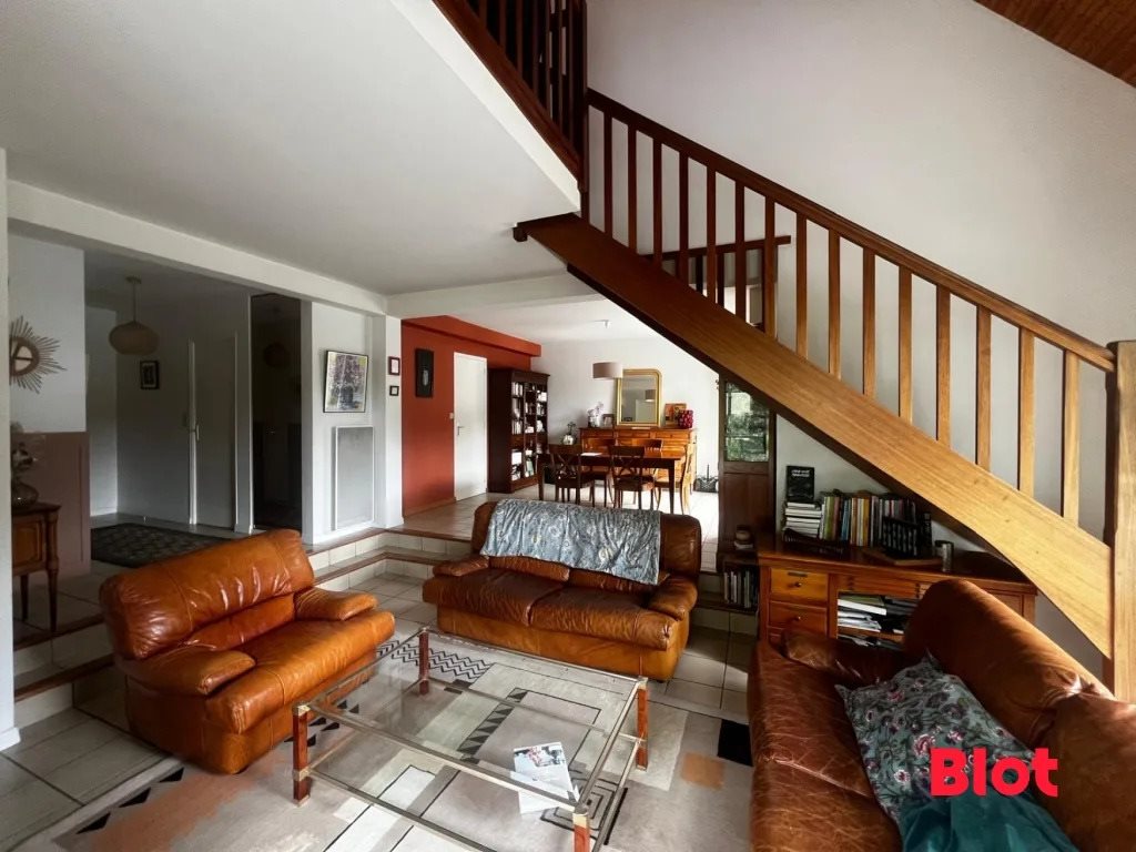 Maison à vendre, 123m², Vern-sur-Seiche
