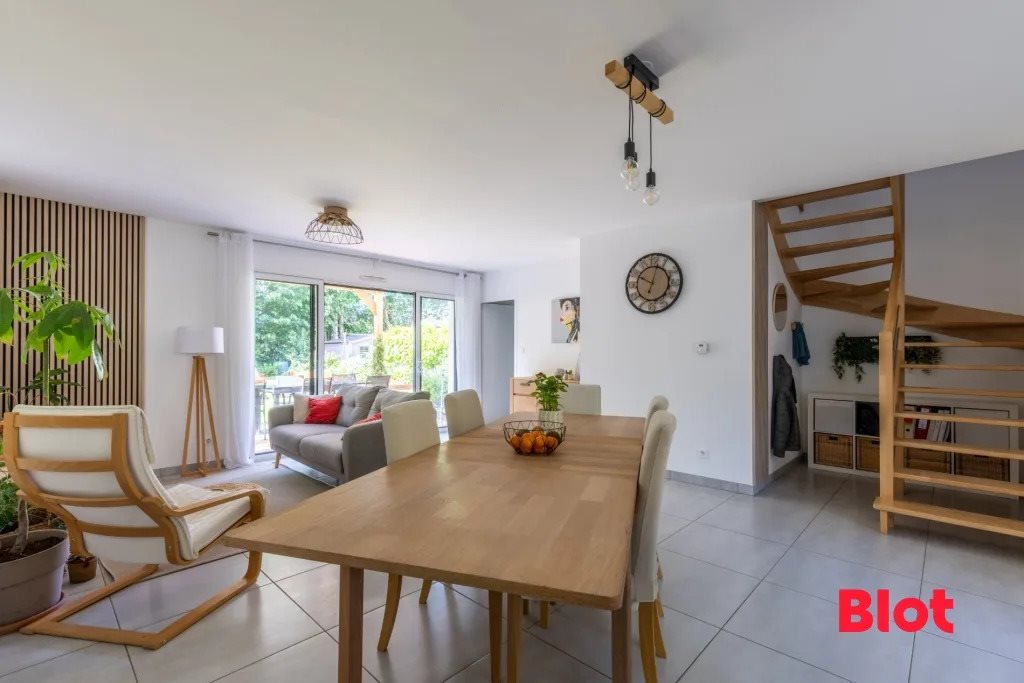 Maison à vendre, 128m², Corps-Nuds
