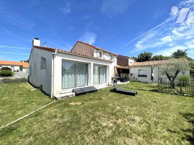 Maison à vendre, 160m², Saint-Léger-les-Vignes