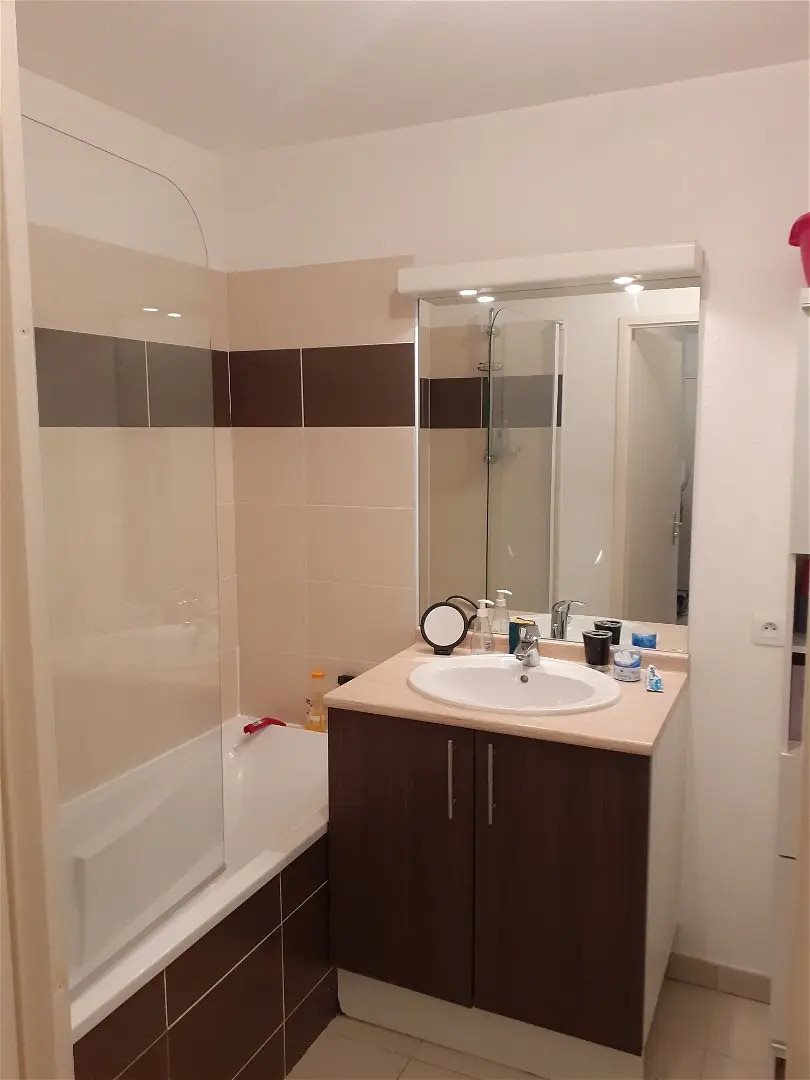 Appartement à louer, 64m², Deyme