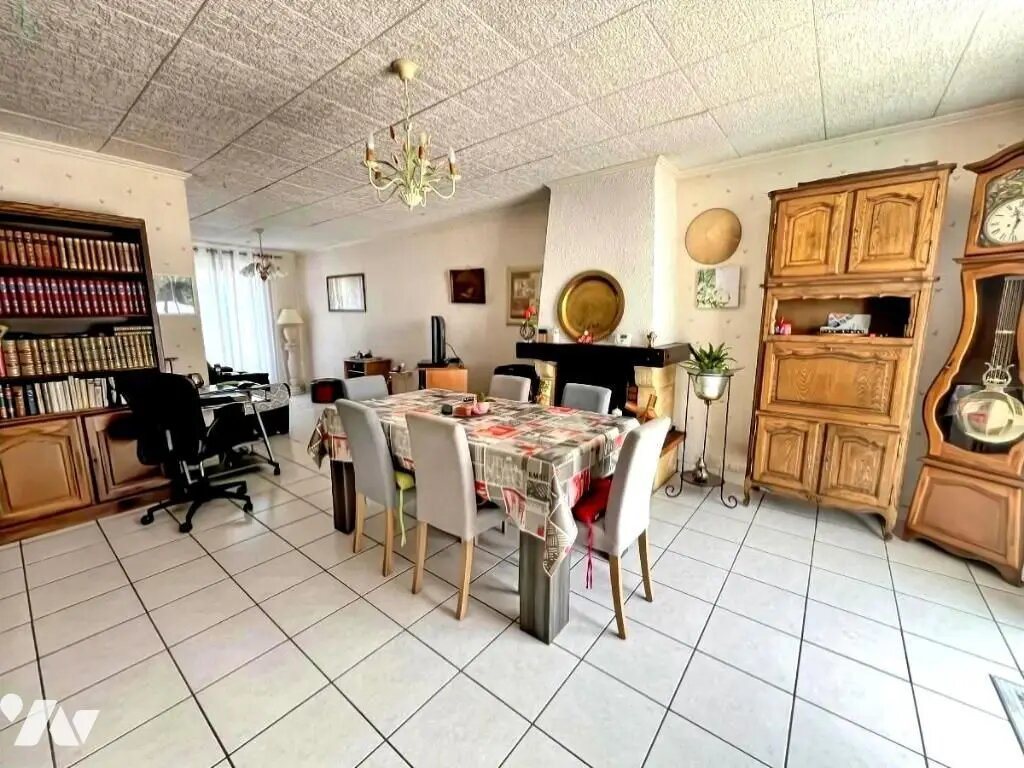 Maison à vendre, 4m², La Chapelle-sur-Erdre