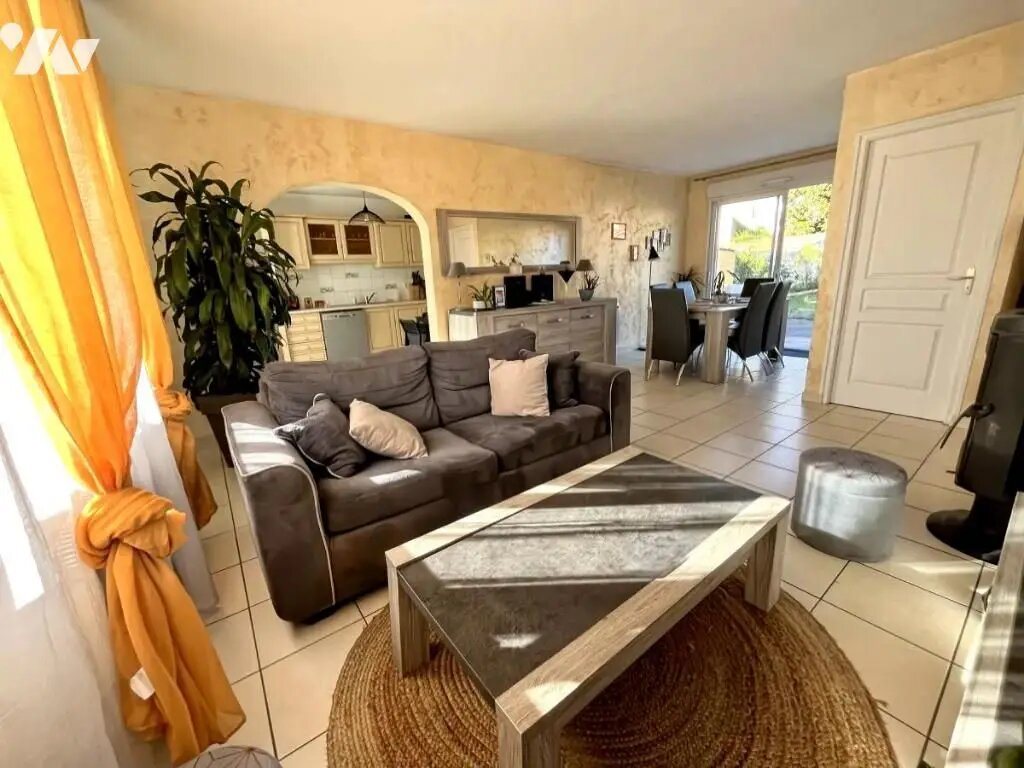 Maison à vendre, 4m², La Montagne