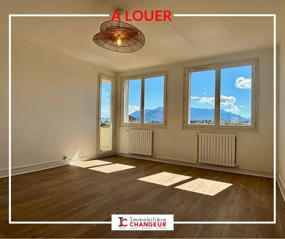 Appartement à louer, 66m², Voiron