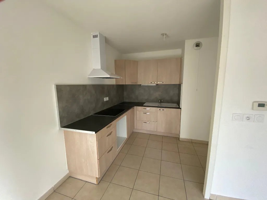 Appartement à louer, 66m², Rives