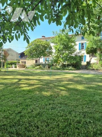 Maison à vendre, 156m², Barie