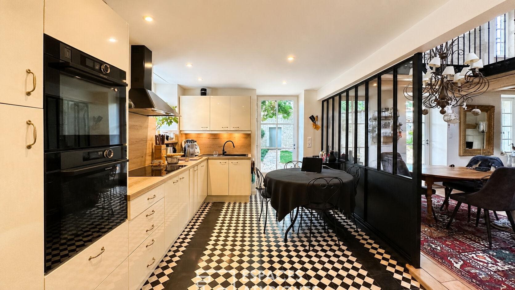 Maison à vendre, 220m², Saint-Médard-d'Aunis