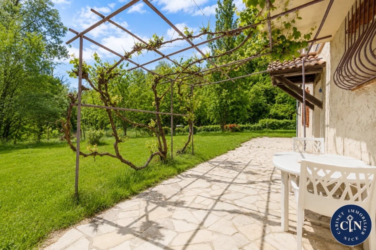 Maison à vendre, 180m², Annot