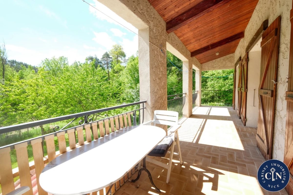 Maison à vendre, 180m², Annot