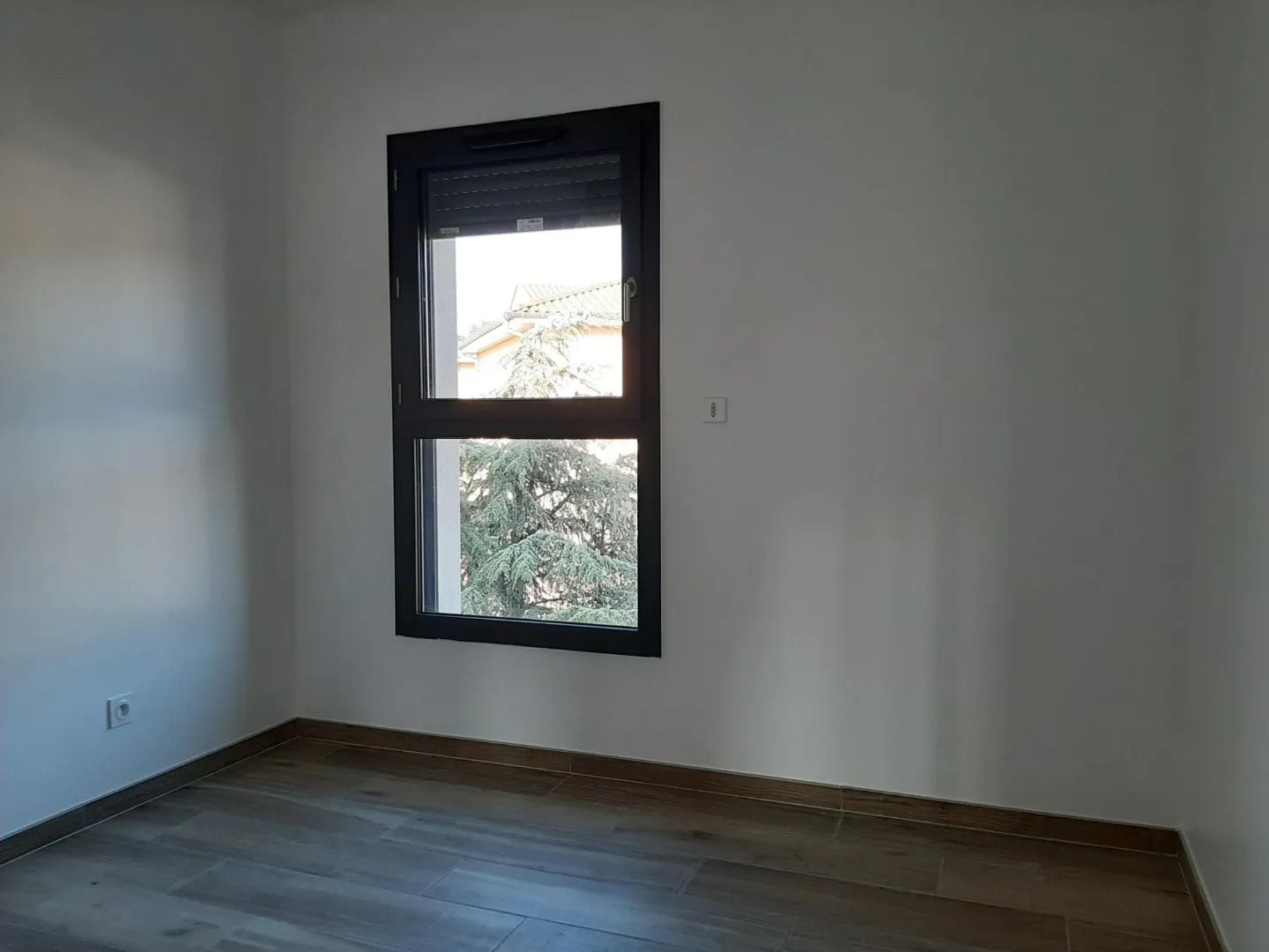 Appartement à louer, 90m², Roussillon