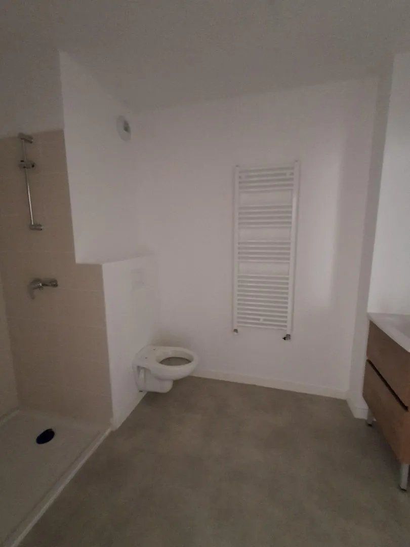 Appartement à louer, 50m², Roussillon