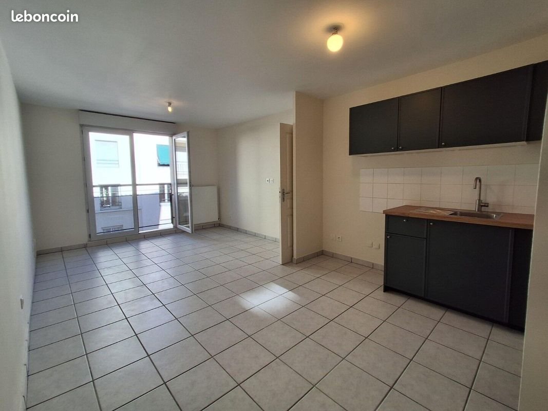 Appartement à louer, 42m², Oullins