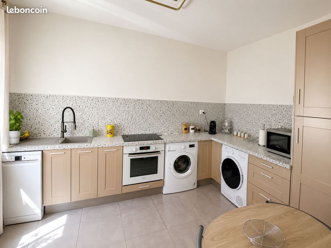 Appartement à vendre, 77m², Martigues