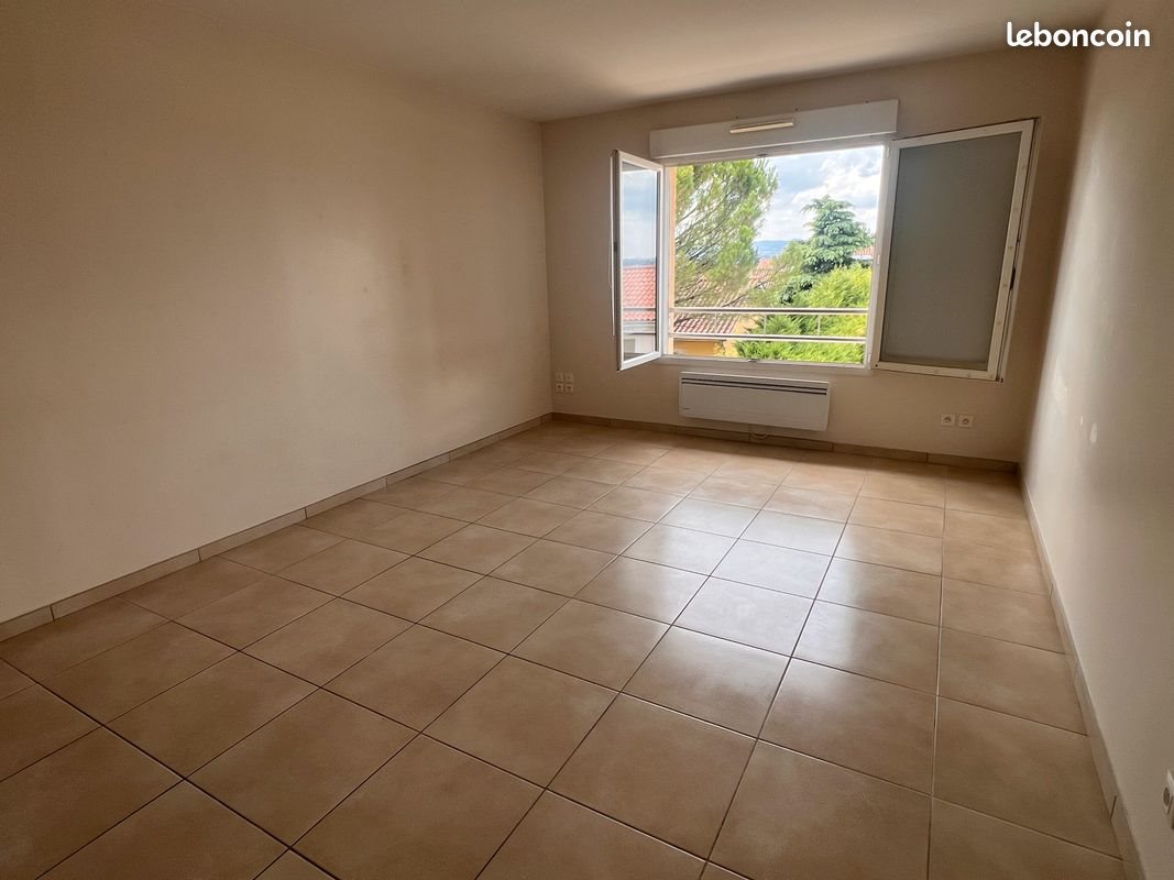 Appartement à louer, 40m², Solaize