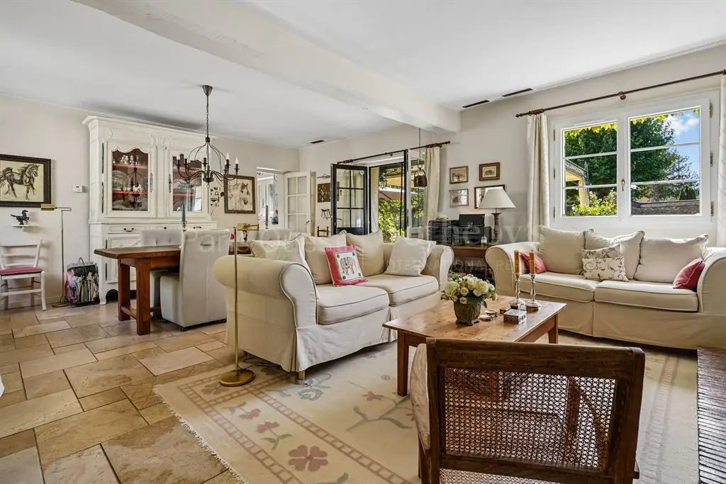 Maison à vendre, 220m², Poigny-la-Forêt