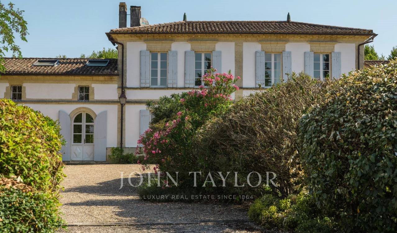 Maison à vendre, 900m², Saint-André-de-Cubzac