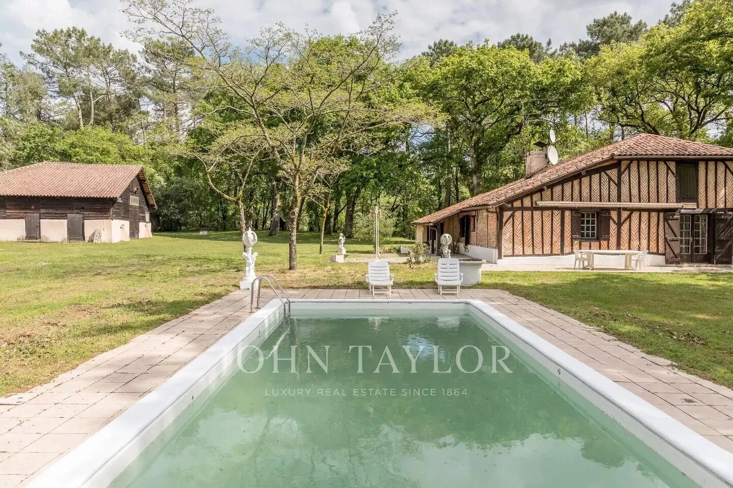 Maison à vendre, 194m², Gourbera