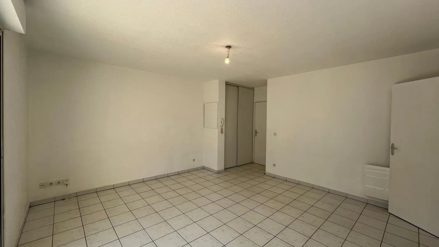 Appartement à louer, 41m², Toulon