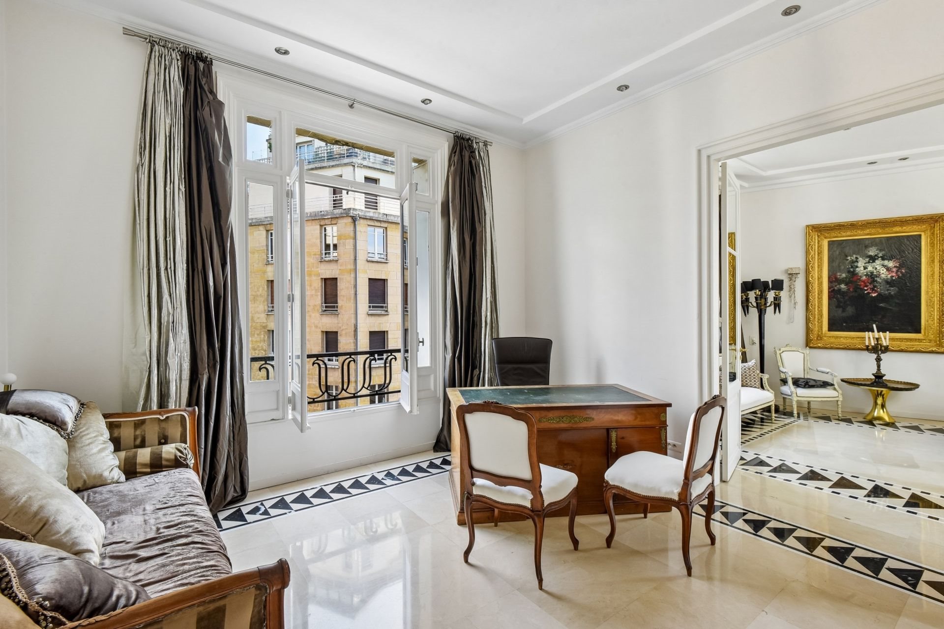 Appartement à louer, 200m², Paris 16ème