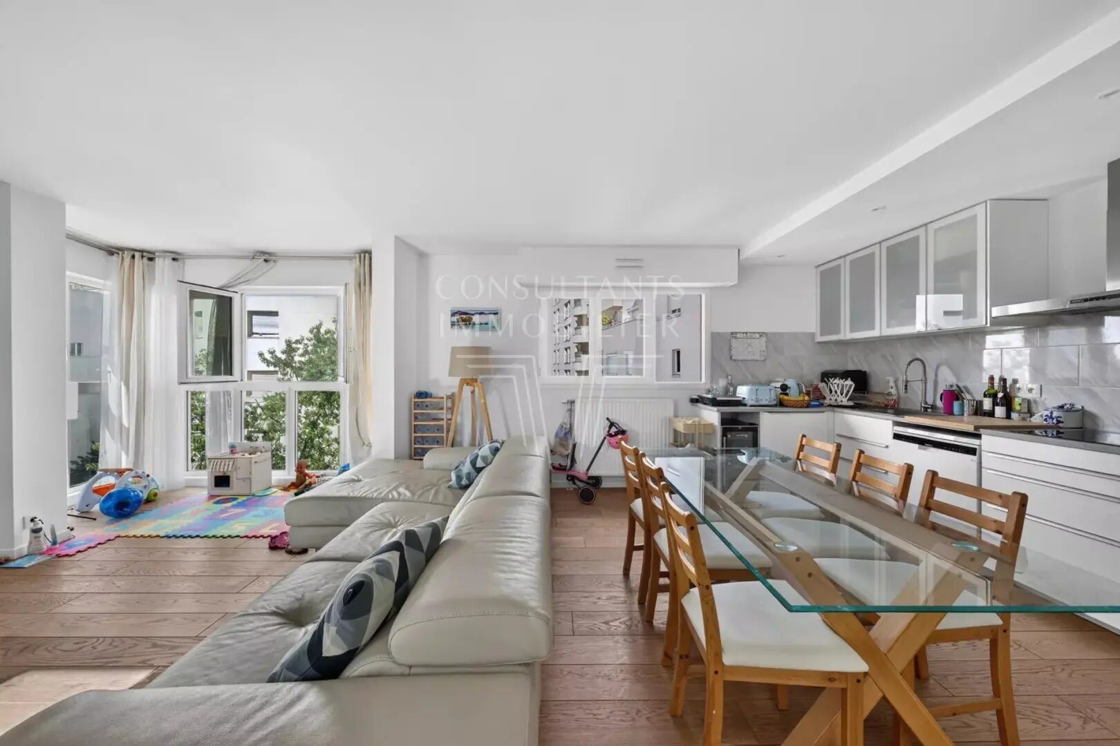 Appartement à louer, 88m², Courbevoie