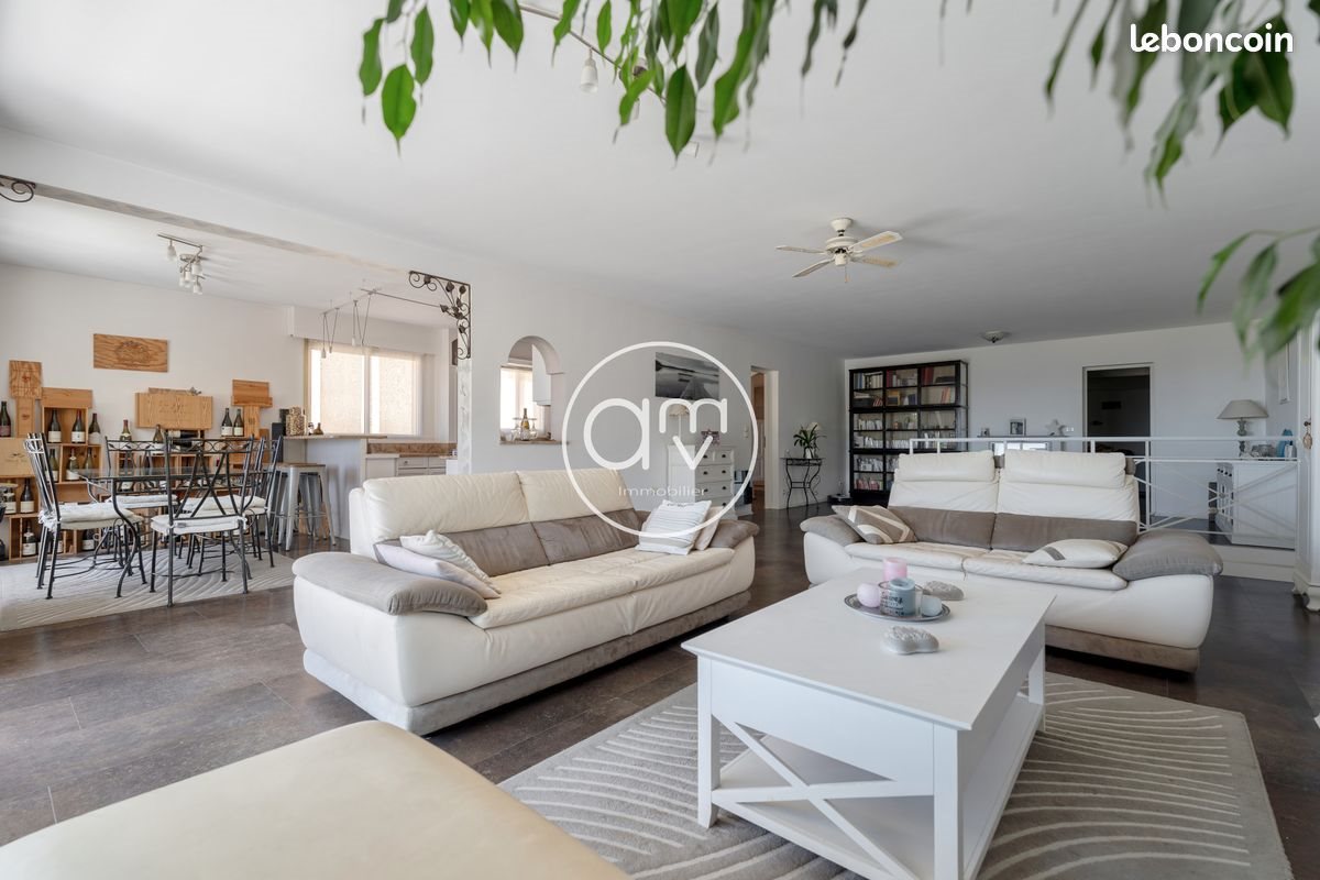 Appartement à vendre, 196m², Le Revest-les-Eaux