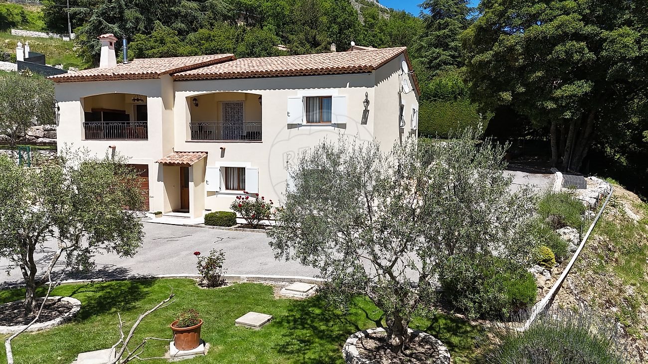 Maison à vendre, 182m², Coursegoules