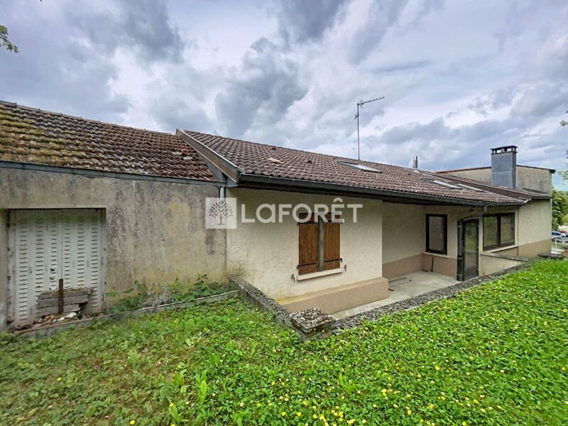 Maison à vendre, 117m², Contrexéville