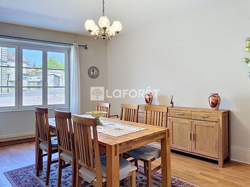 Maison à vendre, 243m², Voisey