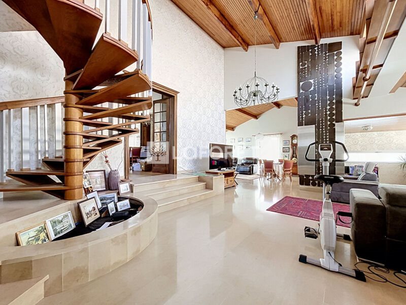 Maison à vendre, 321m², Chaumont