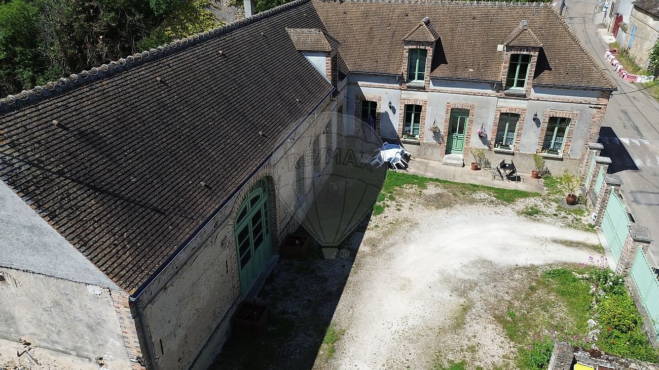 Maison à vendre, 170m², Villebougis