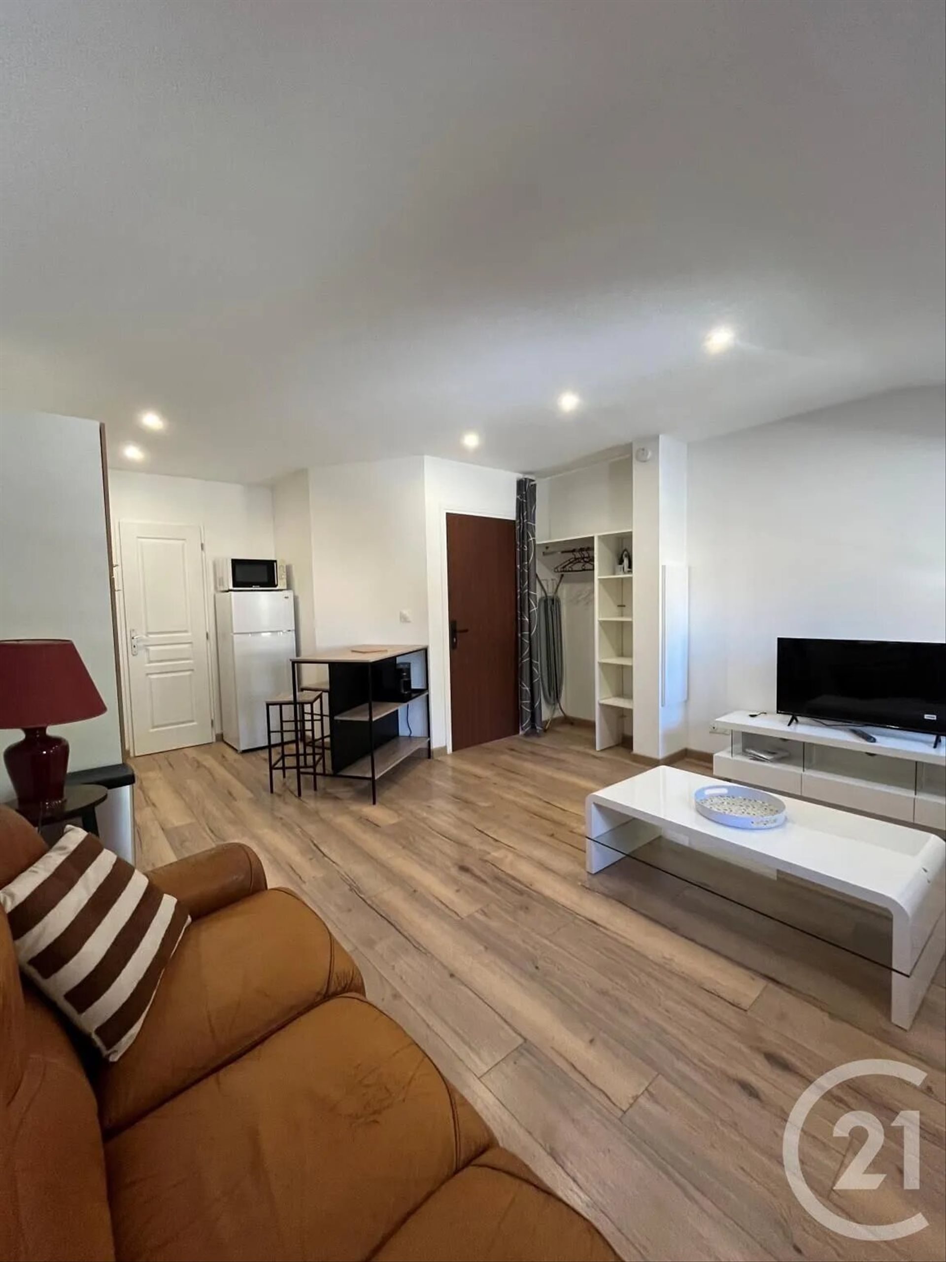 Appartement à louer, 24m², Saint-Cyr-sur-Mer