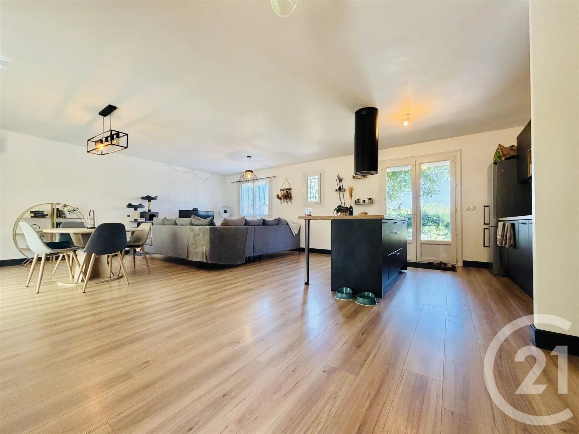 Maison à vendre, 107m², Saint-Gence