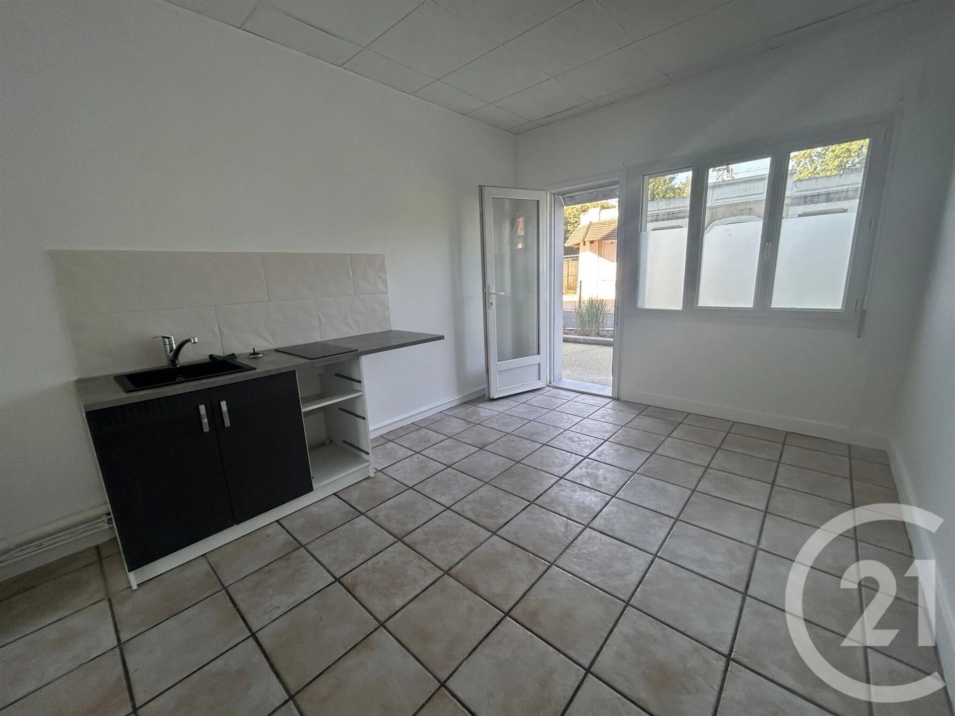 Appartement à louer, 25m², Lisieux