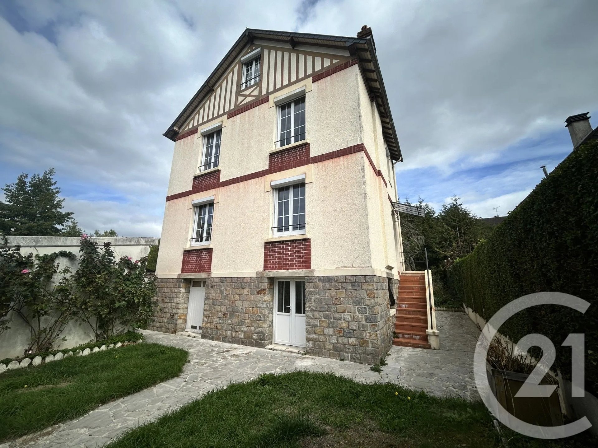 Maison à vendre, 101m², Lisieux
