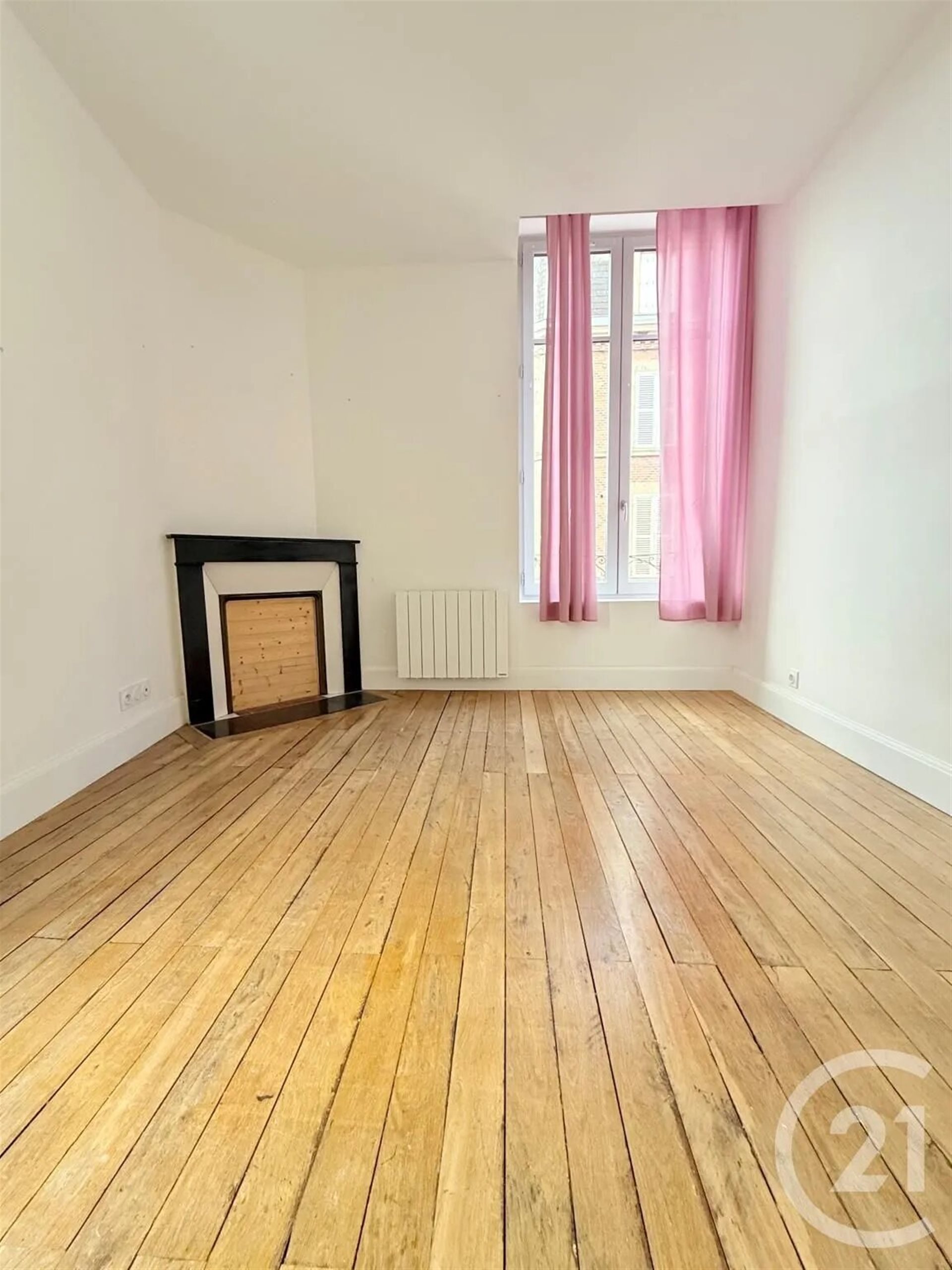 Appartement à louer, 74m², Moulins