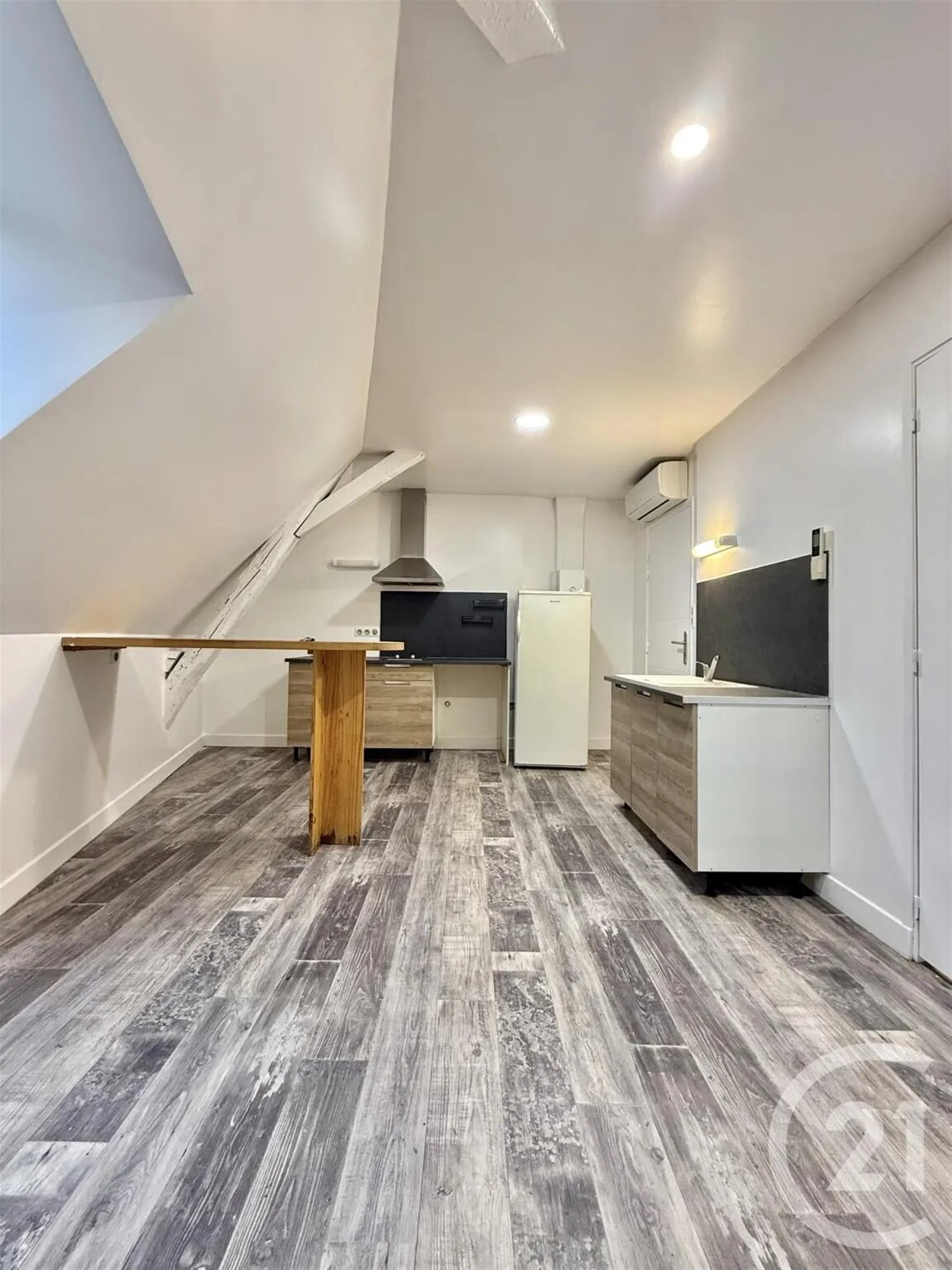 Appartement à louer, 24m², Moulins