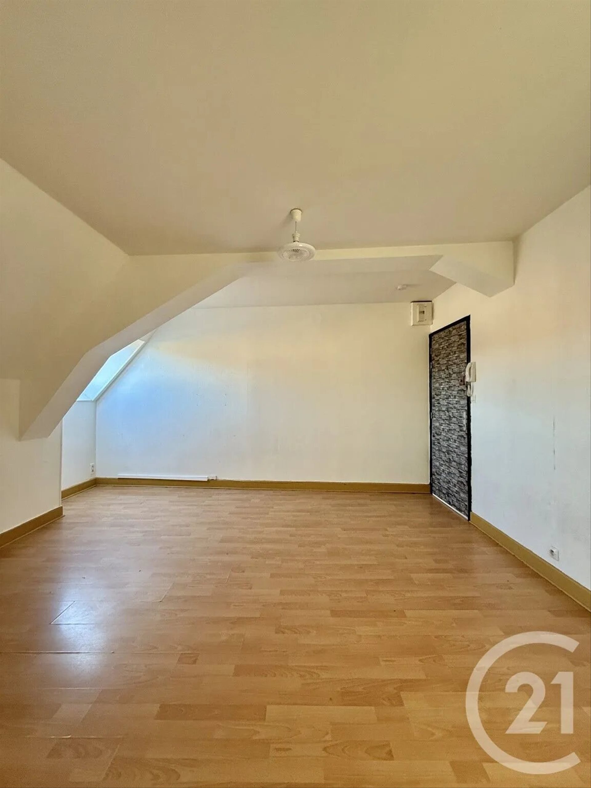 Appartement à louer, 28m², Moulins