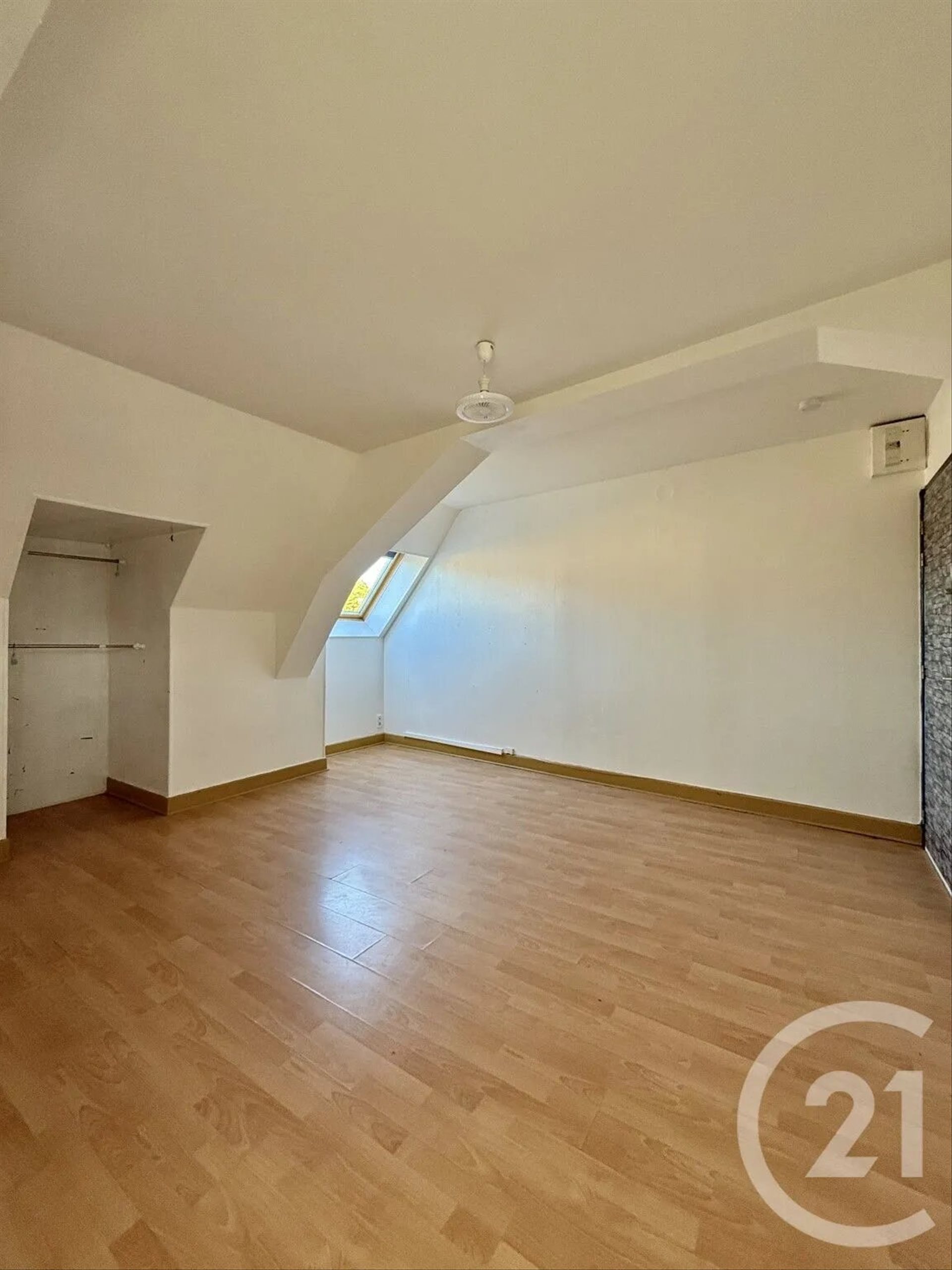 Appartement à louer, 28m², Moulins