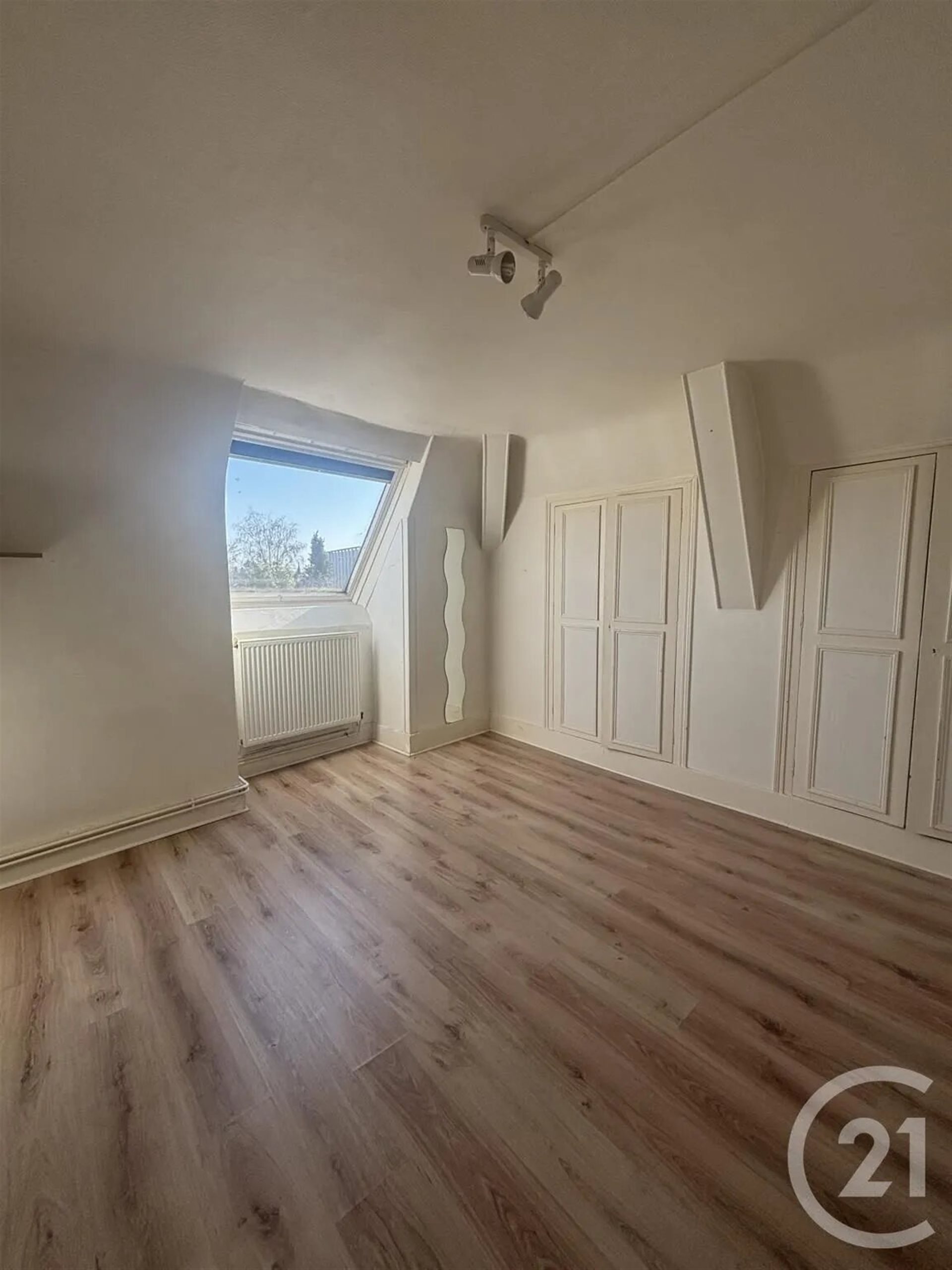 Appartement à louer, 35m², Moulins