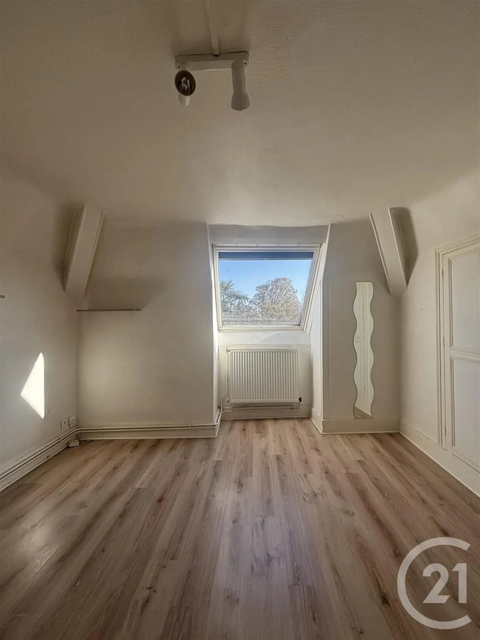 Appartement à louer, 35m², Moulins