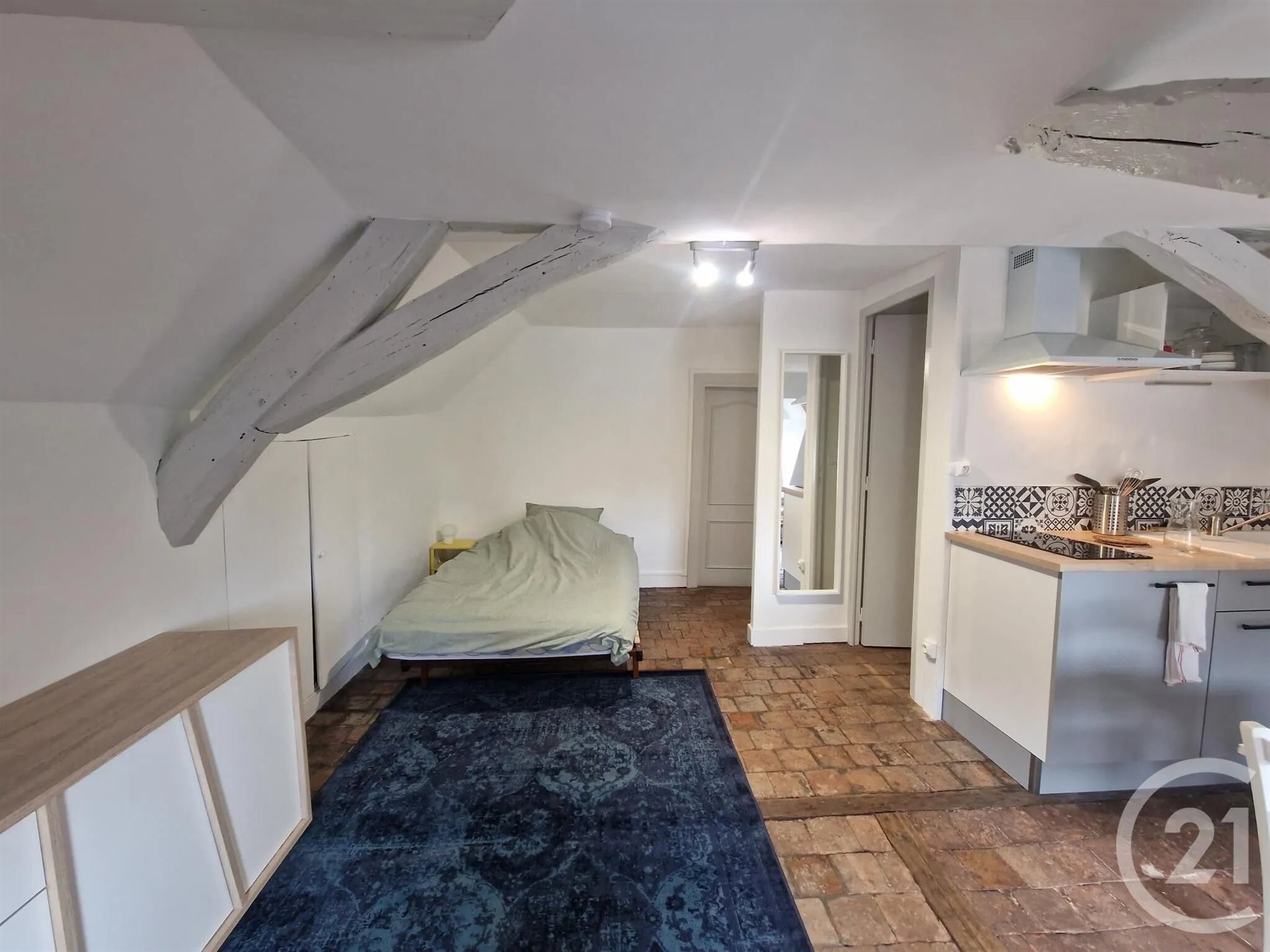 Appartement à louer, 17m², Moulins